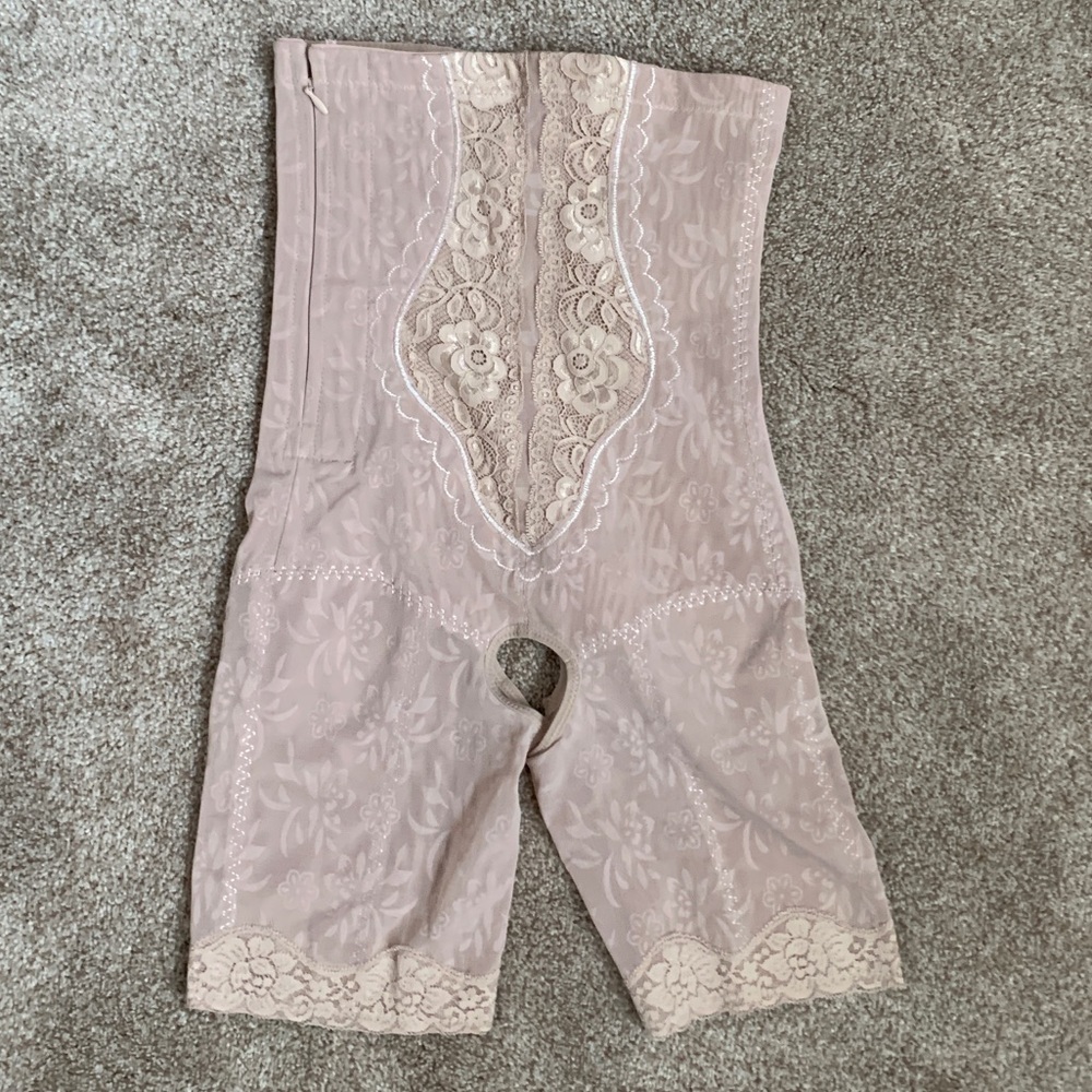 Waist, tummy and thigh shape wear - size L